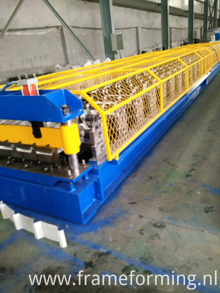 Italian metal roofing sheet machine